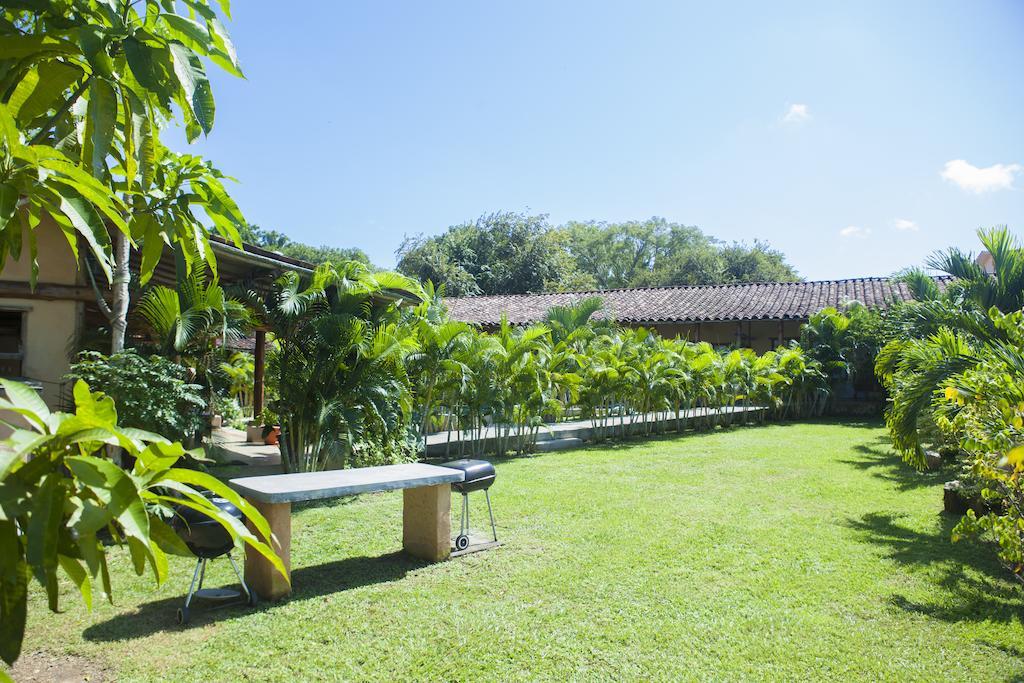 Casa Lajagua Bed & Breakfast Pedasi Town Exterior photo